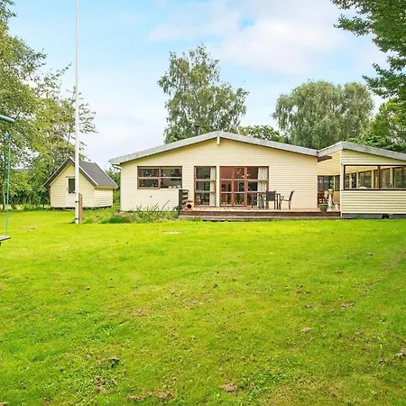 Holiday home 8 Person In Knebel